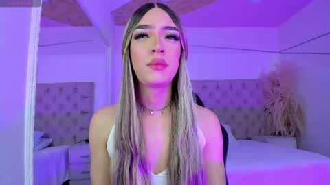 DeboraCooper online show from February 19, 2026, 11:45 pm