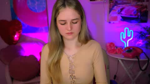 Debora online show from March 11, 2025, 4:10 am