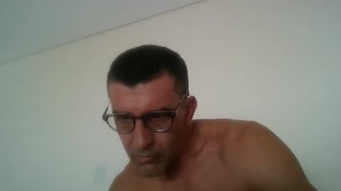 Snapshot of decemberbruno chatting on March 4, 2026, 6:25 pm decemberbruno online show from March 4, 2026, 6:25 pm