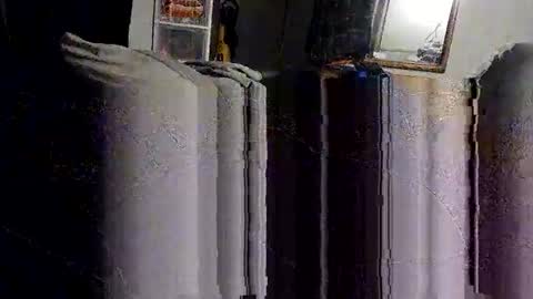 decoyx5o5 online show from January 28, 2025, 6:49 am