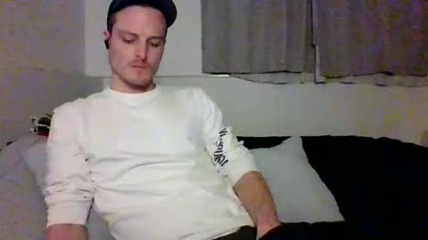 Dee4dayz online show from April 26, 2026, 1:36 am