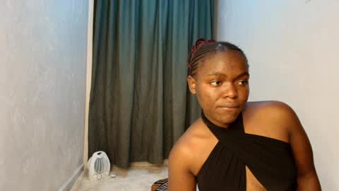 Dee online show from April 4, 2026, 5:32 pm