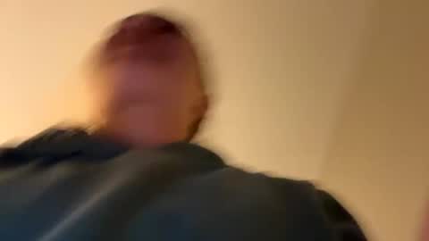 deepthroatqueen33 online show from December 1, 2025, 9:09 pm