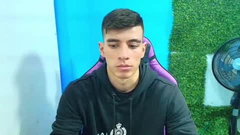 Snapshot of deiby_baby chatting on January 28, 2025, 8:58 pm DEIBY online show from January 28, 2025, 8:58 pm