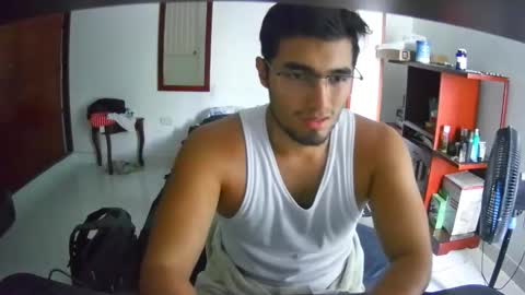 Snapshot of deividellobo chatting on January 23, 2025, 7:29 pm deividellobo online show from January 23, 2025, 7:29 pm