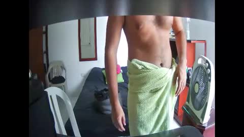 Snapshot of deividellobo chatting on November 26, 2025, 8:43 pm deividellobo online show from November 26, 2025, 8:43 pm