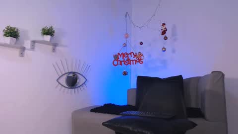  DEIVY  online show from December 23, 2024, 4:22 am