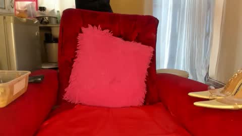 Snapshot of deli_la chatting on February 28, 2026, 10:16 am deli_la online show from February 28, 2026, 10:16 am