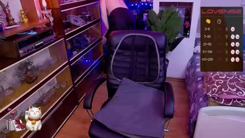 Delicacat online show from February 1, 2026, 3:10 pm