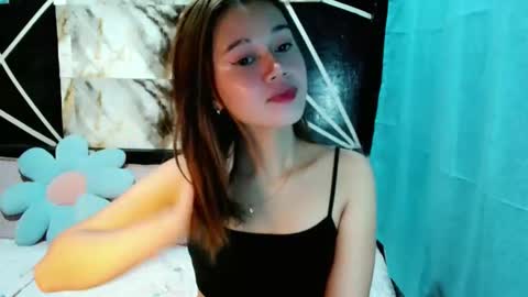 delicious_cum_girlxx online show from December 16, 2025, 3:44 am