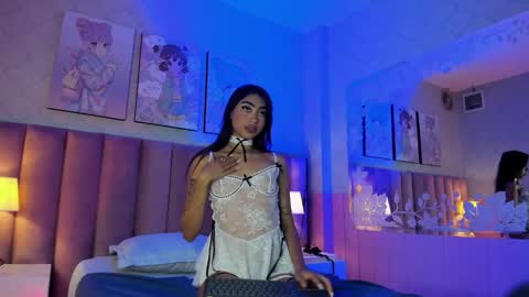 Natalia  online show from November 25, 2025, 5:18 am