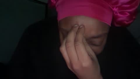 delightfuldark online show from October 24, 2025, 5:09 pm