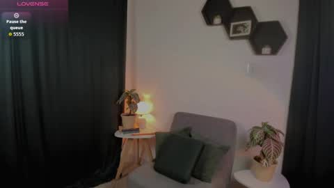 Delilah online show from May 31, 2026, 5:26 am
