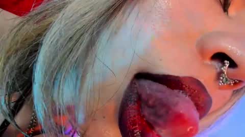 della online show from March 26, 2026, 9:42 pm