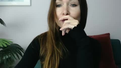 delilah_sweet online show from December 6, 2024, 4:06 pm