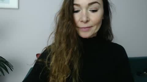 delilah_sweet online show from February 5, 2025, 5:20 pm