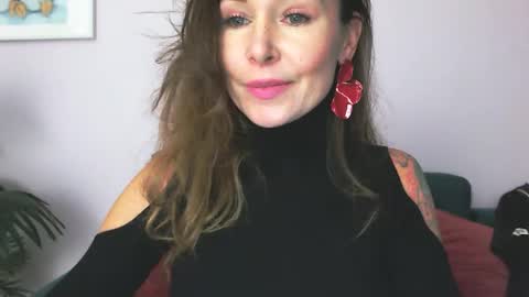 delilah_sweet online show from February 11, 2026, 4:56 pm