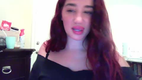 Snapshot of delilahraynee chatting on June 8, 2026, 1:28 am delilahraynee online show from June 8, 2026, 1:28 am