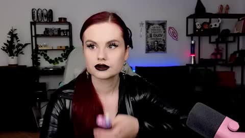 dellacrush_ online show from March 24, 2026, 7:19 pm