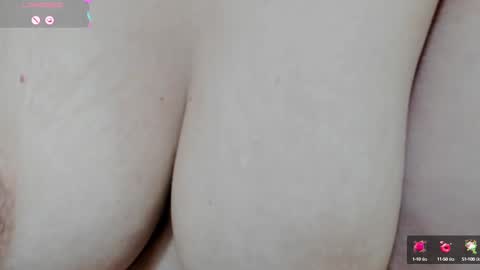 Snapshot of dellicioussepussy chatting on March 11, 2025, 10:29 am Mire online show from March 11, 2025, 10:29 am