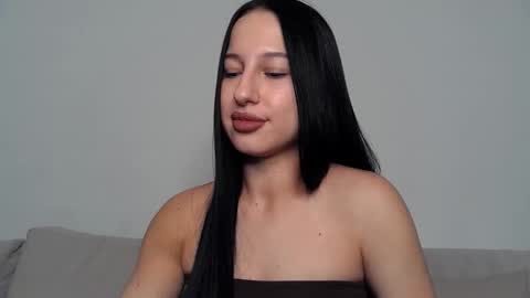 Snapshot of delly_love chatting on September 8, 2025, 9:14 pm delly_love online show from September 8, 2025, 9:14 pm