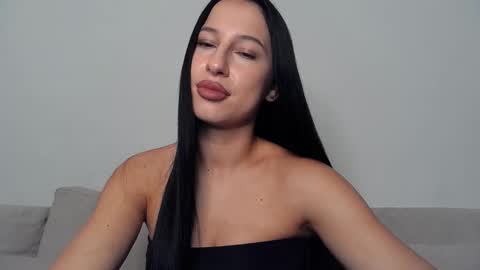 Snapshot of delly_love chatting on September 14, 2025, 7:57 pm delly_love online show from September 14, 2025, 7:57 pm