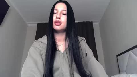 Snapshot of delly_love chatting on October 9, 2025, 8:07 pm delly_love online show from October 9, 2025, 8:07 pm