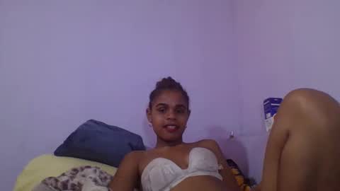 delphine online show from April 13, 2026, 6:08 am