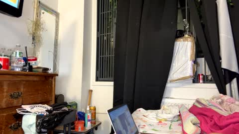 TankinBody online show from February 8, 2025, 11:13 pm