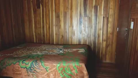 D.C online show from October 9, 2025, 12:19 am