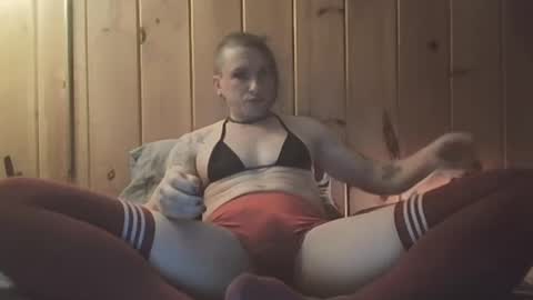 Snapshot of demelzabehr chatting on January 9, 2025, 3:36 am Frankie online show from January 9, 2025, 3:36 am