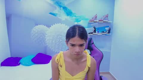 DEMI online show from November 8, 2025, 12:38 pm