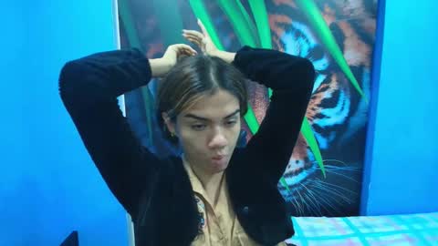 DEMI online show from February 25, 2026, 11:42 am