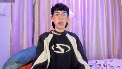 demian_hush online show from April 5, 2026, 3:58 am