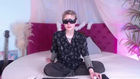 Snapshot of demianenglen chatting on September 21, 2025, 9:49 pm demianenglen online show from September 21, 2025, 9:49 pm