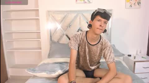 Demian and Salvatore online show from September 24, 2025, 6:55 pm