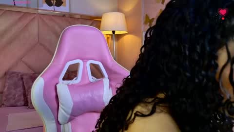 Demi online show from April 9, 2026, 5:07 am