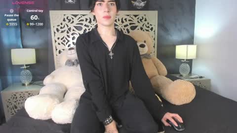   online show from June 5, 2026, 12:11 pm