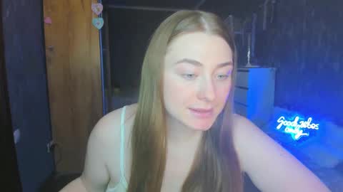 Sophie online show from February 26, 2025, 1:19 pm