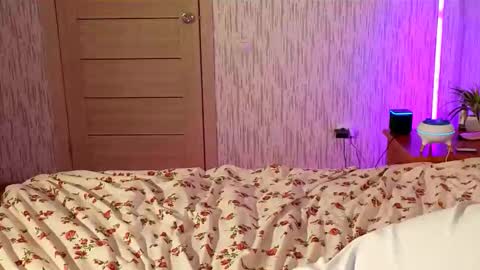 Denis online show from October 10, 2025, 1:26 am