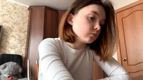 Milana online show from March 6, 2026, 7:38 am