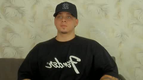 dennis munera online show from December 18, 2024, 1:12 pm