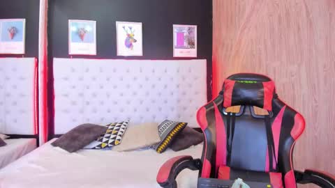 dennyzeans online show from January 7, 2026, 11:12 am