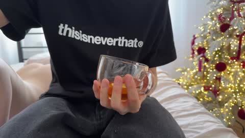 Snapshot of denobluora chatting on January 12, 2025, 8:04 am Jasper   online show from January 12, 2025, 8:04 am