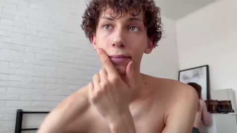 Snapshot of denobluora chatting on March 8, 2025, 10:11 am Jasper   online show from March 8, 2025, 10:11 am