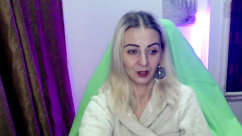 Denysya online show from December 9, 2024, 2:39 pm