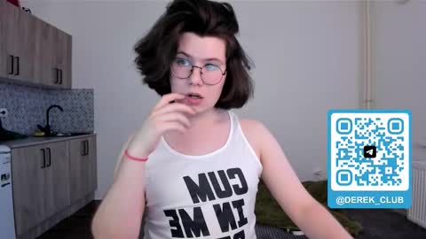 Derek online show from March 25, 2026, 4:02 pm