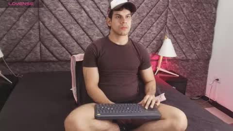 derek_voss online show from June 5, 2026, 1:50 pm