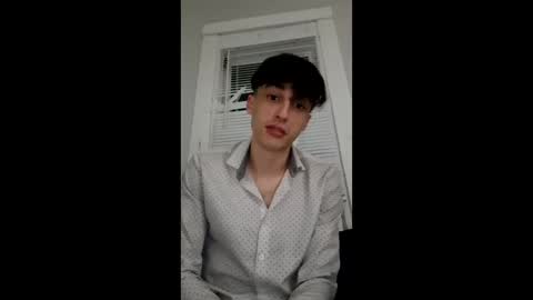 Snapshot of derekato chatting on March 4, 2026, 6:41 am derekato online show from March 4, 2026, 6:41 am