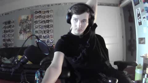 Snapshot of derekdings chatting on January 16, 2025, 7:20 pm derekdings online show from January 16, 2025, 7:20 pm